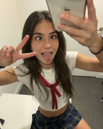 Full leaked Sofiahearts private photo