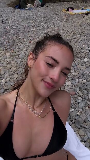 Full leaked Sofie dossi private photo