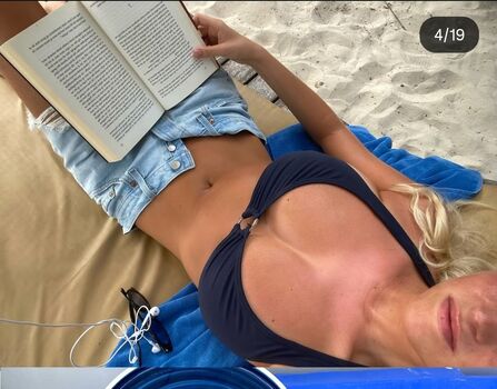 Full leaked Sofie houman private photo