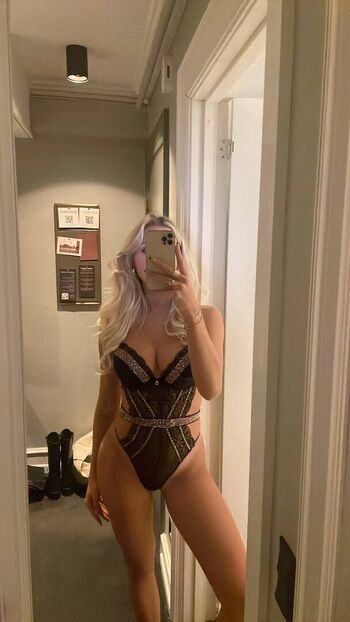 Full leaked Sofie mai private photo