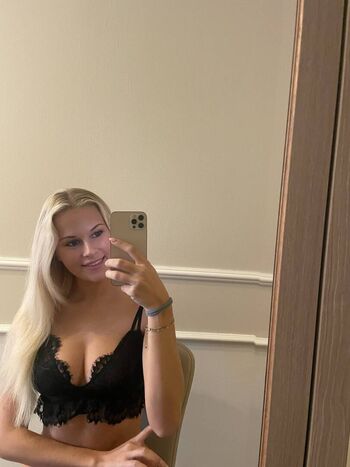 Full leaked Sofie mai private photo