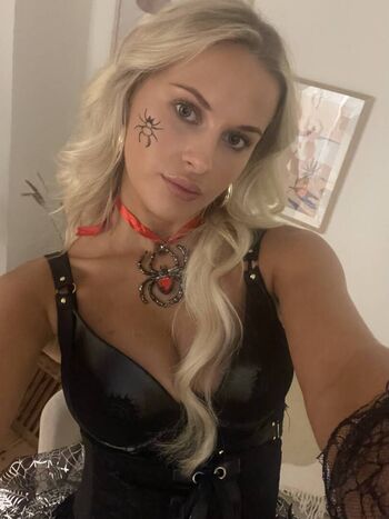 Full leaked Sofie mai private photo