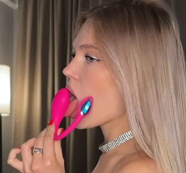 Full leaked Sofivolkova private photo