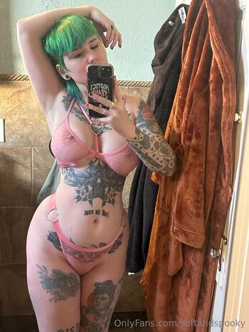Full leaked Softandspooky private photo