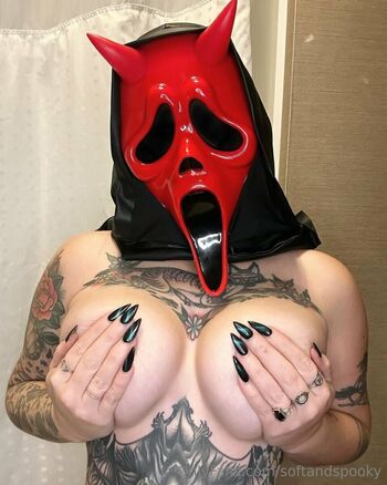 Full leaked Softandspooky private photo
