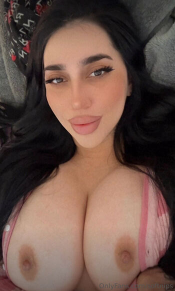 Full leaked Softnips private photo