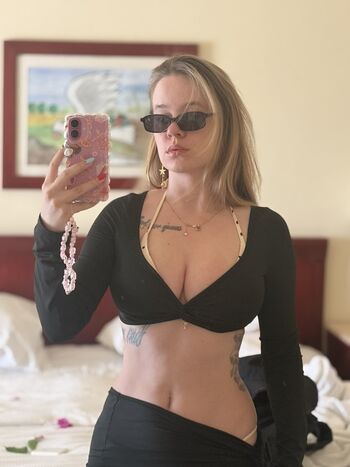 Full leaked Sofuckingood private photo