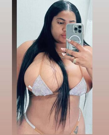 Full leaked Solange arias private photo