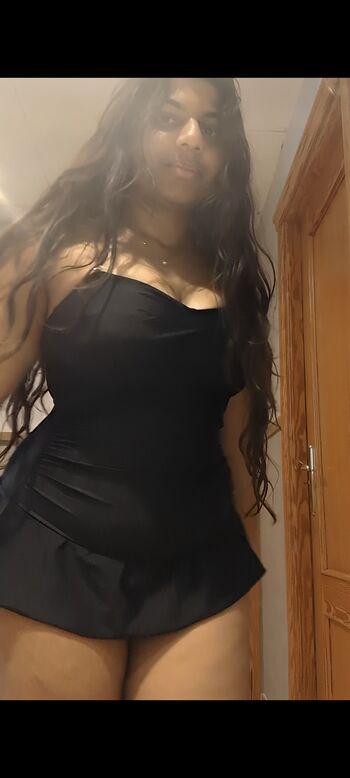 Full leaked Solar private photo
