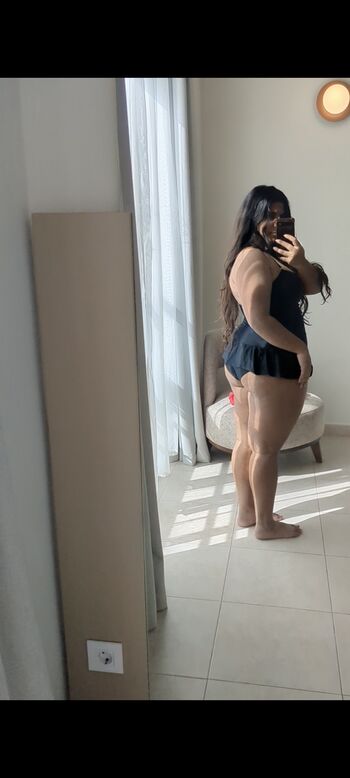 Full leaked Solar private photo