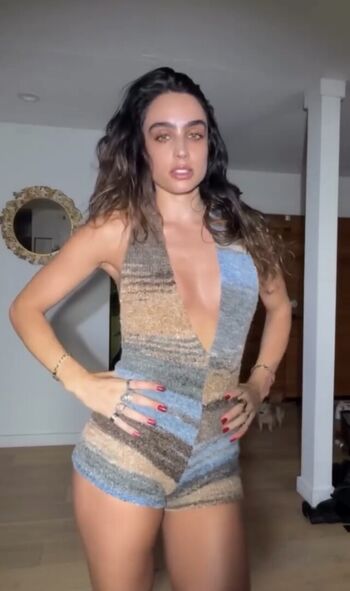 Full leaked Sommer ray private photo