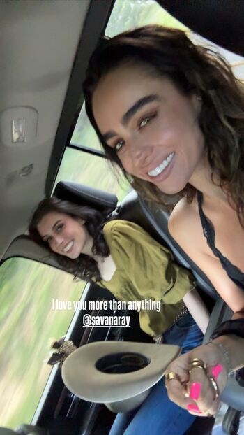 Full leaked Sommer ray private photo