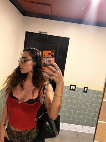 Full leaked Sommer ray private photo