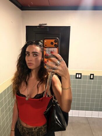 Full leaked Sommer ray private photo