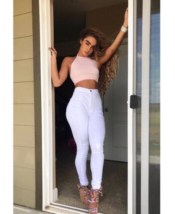 Full leaked Sommer ray page private photo
