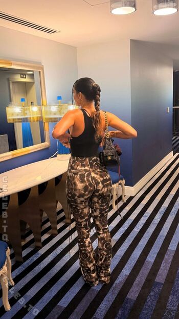 Full leaked Sommer ray private photo