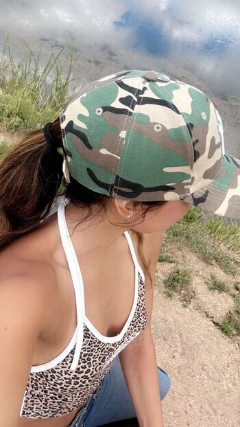 Full leaked Sommer ray page private photo