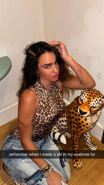 Full leaked Sommer ray private photo