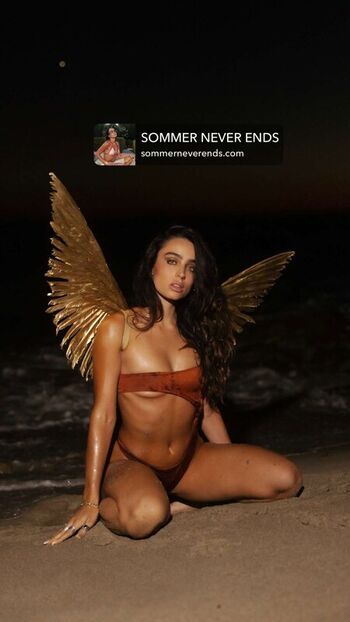 Sommer Ray