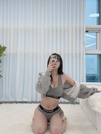 Full leaked Son ye eun private photo