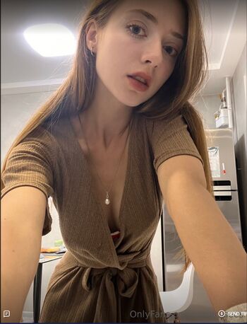 Full leaked Sonnyebelle private photo