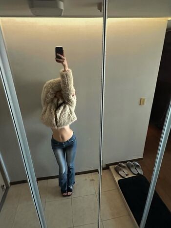 Full leaked Sonyearin private photo