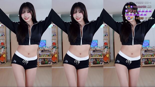 Full leaked Sooflower page private photo