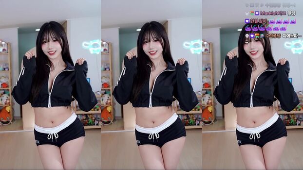 Full leaked Sooflower page private photo
