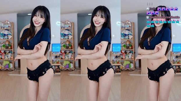 Full leaked Sooflower page private photo