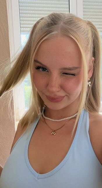 Full leaked Sooliy private photo