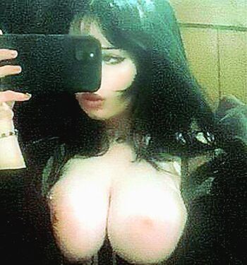 Full leaked Sophbewbs page private photo