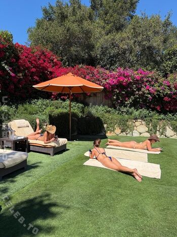 Full leaked Sophia private photo