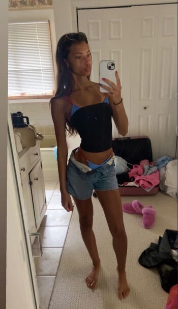 Full leaked Sophia horvath private photo