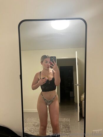 Full leaked Sophia roseee private photo