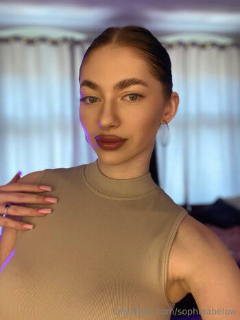 Full leaked Sophiaabelow page private photo