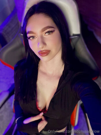 Full leaked Sophiaabelow page private photo