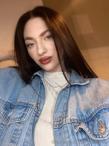 Full leaked Sophiaabelow private photo