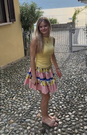 Full leaked Sophiakienzle private photo