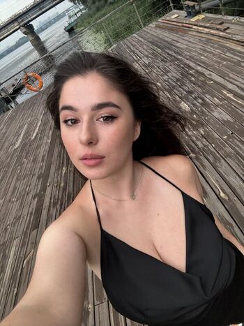 Full leaked Sophie bell page private photo