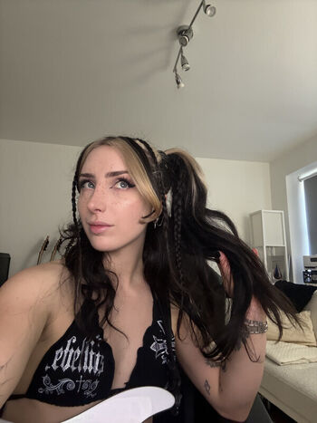 Full leaked Sophie burrell page private photo