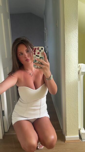 Full leaked Sophie lamont private photo