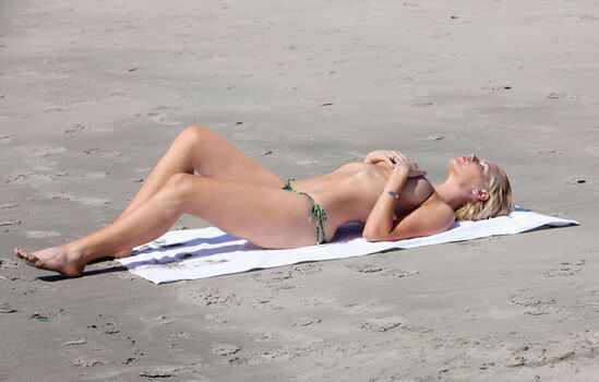 Full leaked Sophie monk private photo