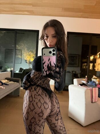 Full leaked Sophie mudd private photo