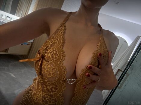 Full leaked Sophie mudd  page private photo