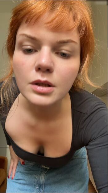 Full leaked Sophie passmann private photo