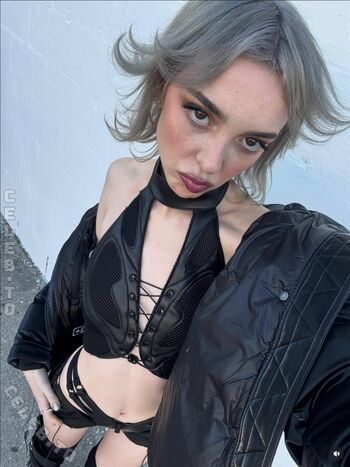 Full leaked Sophie powers private photo