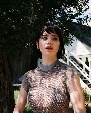 Full leaked Sophie thatcher page private photo