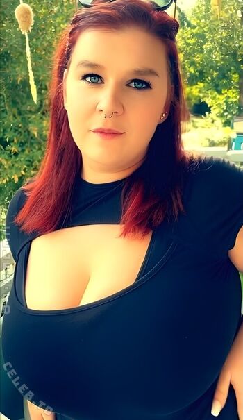 Full leaked Sophieschmande private photo