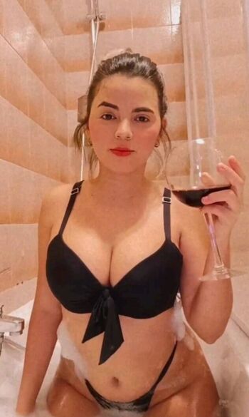 Full leaked Soymaferdiaz private photo