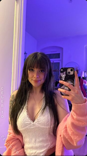 Full leaked Soymilkonice private photo